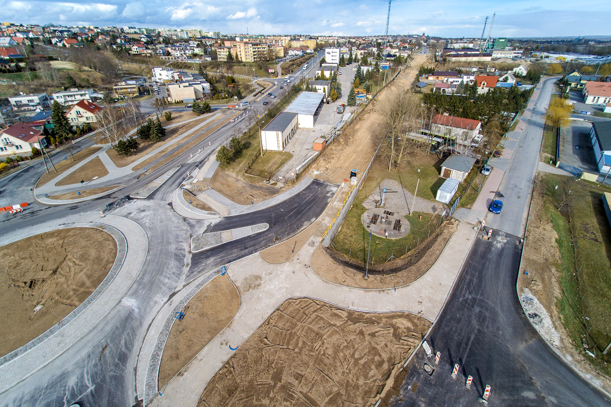 Budowa nowego odcinka ulicy Armii Krajowej